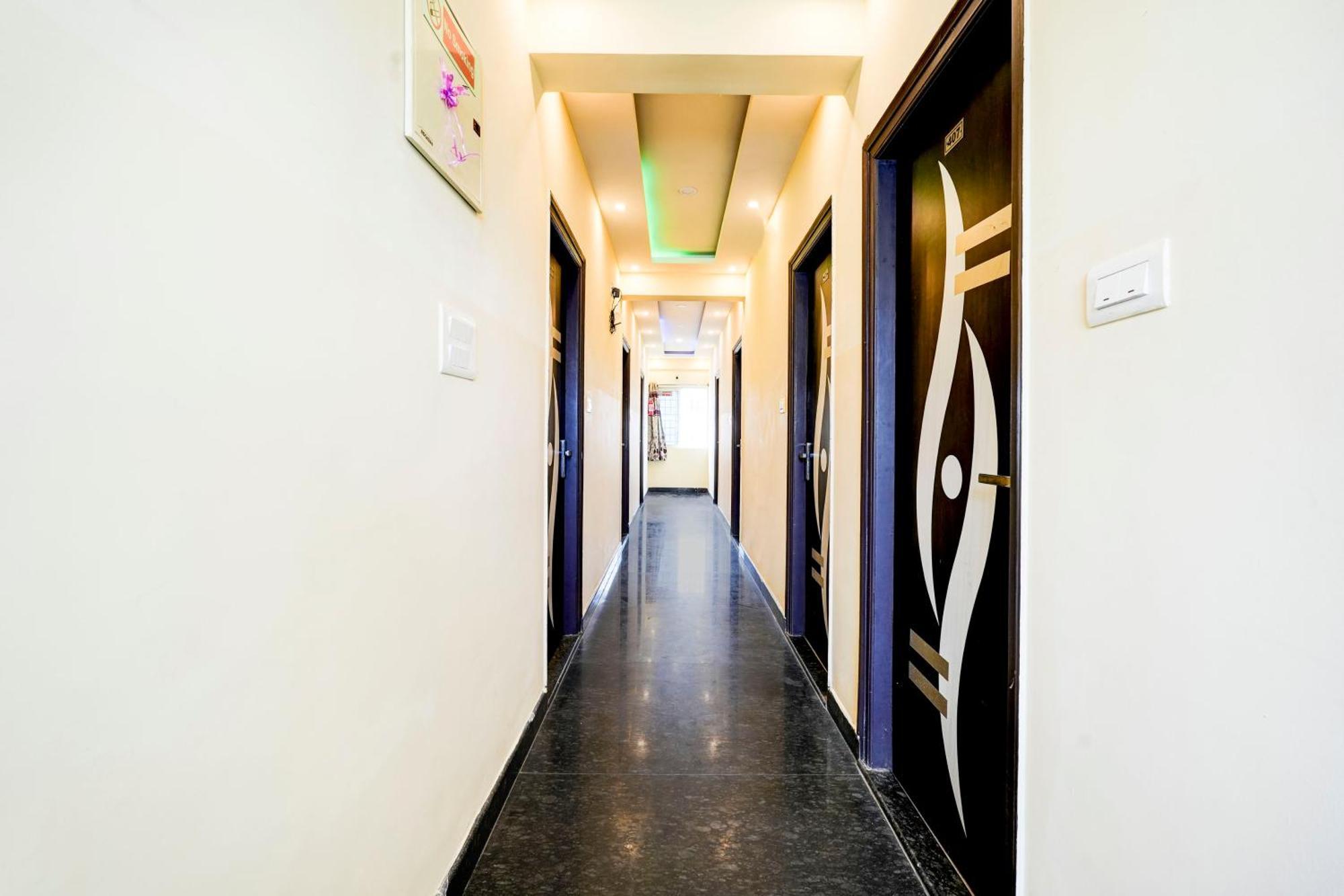 Super Hotel O Ganakkal Near Bgs Hospital Junction Formerly Omkar Global Inn Бенґалуру Екстер'єр фото